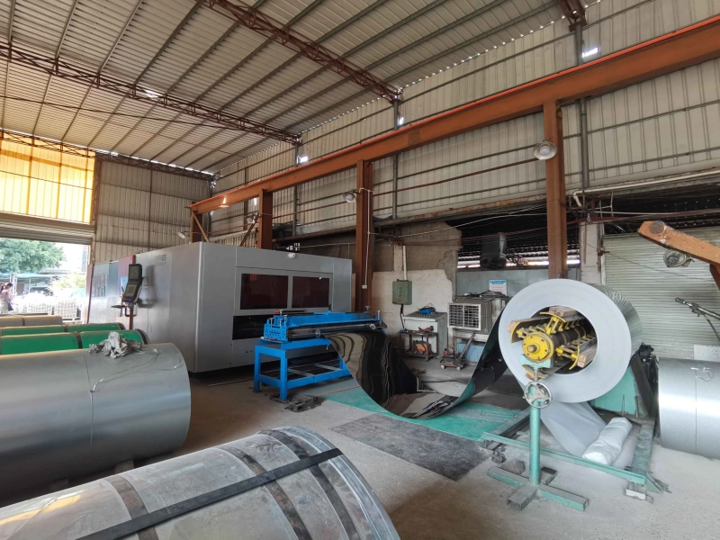 laser cutting machine